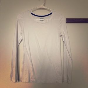 White long sleeved crew neck shirt